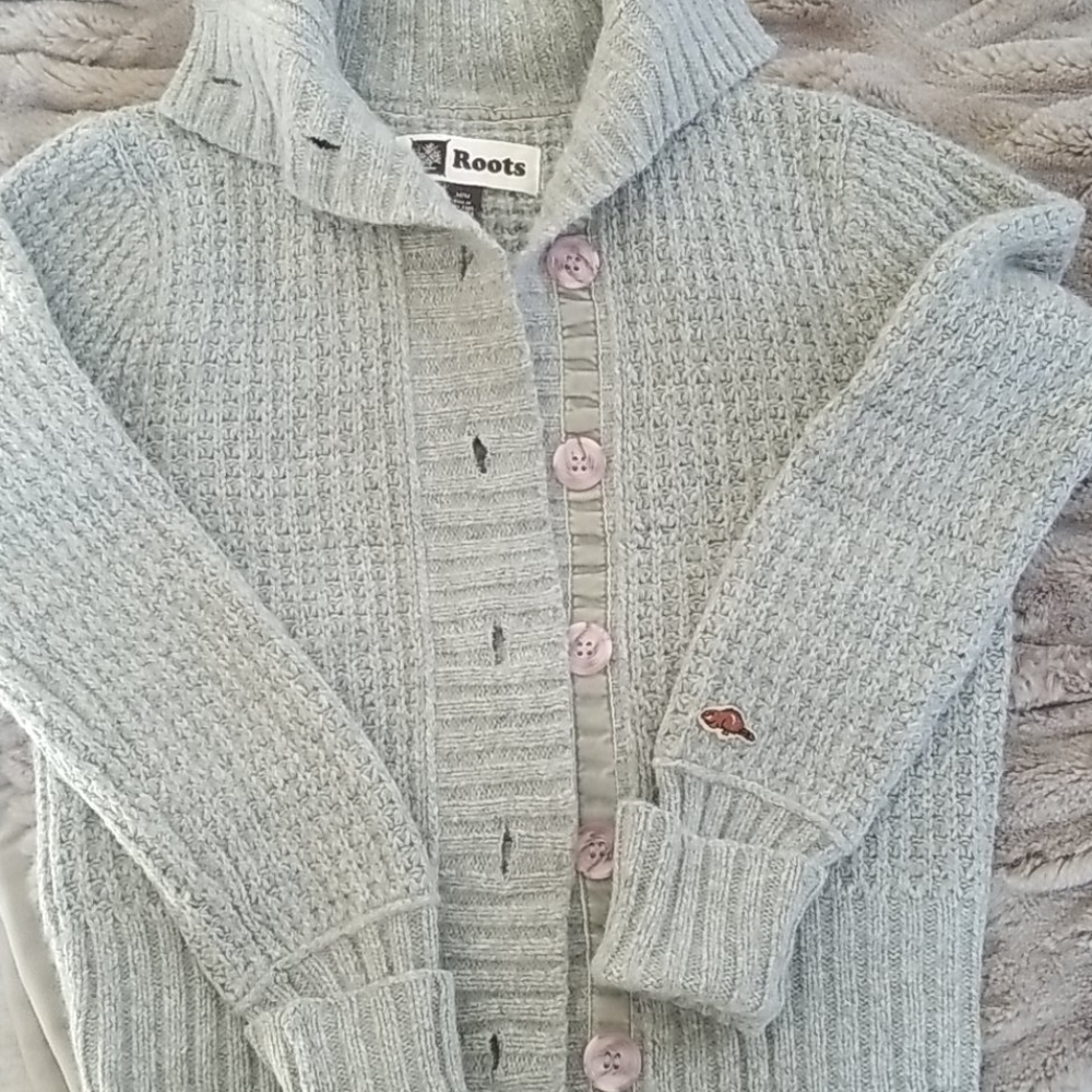 ROOTS lambswool angora blend Button Knit Cardigan